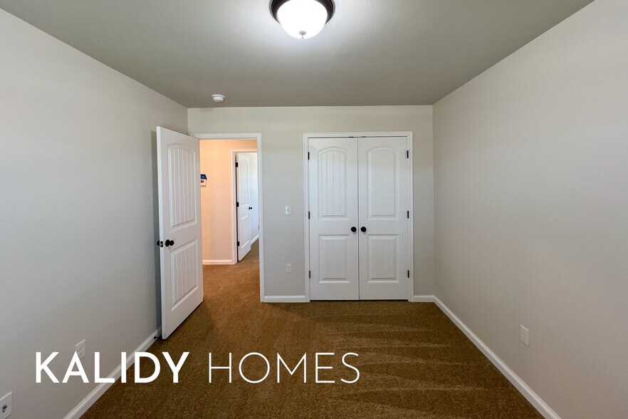 Building Photo - 4812 Crystal Hill Dr