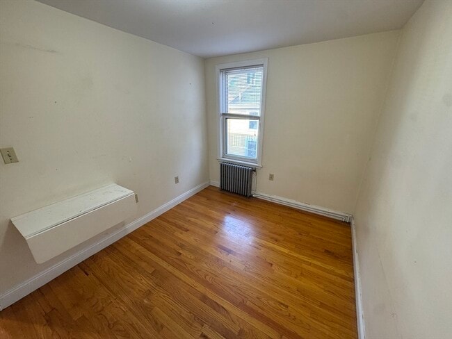 Building Photo - 114 Magazine St