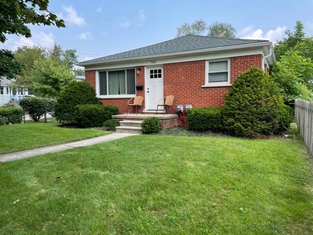 Building Photo - 720 -722 Louis Ave