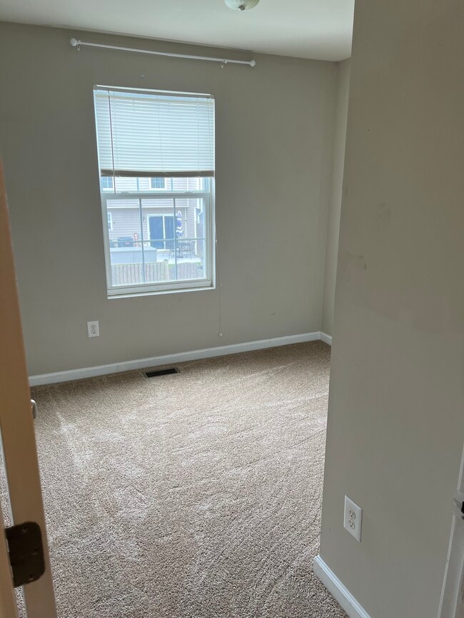 3rd Bedroom - 43 Lobo Ln