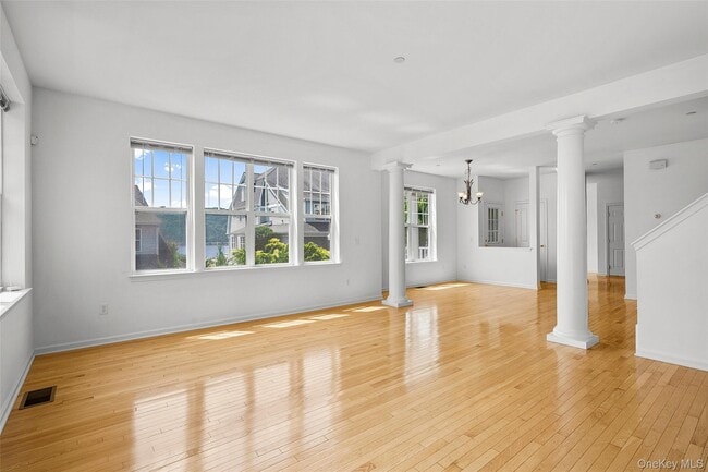 Building Photo - 402 Waterview Dr