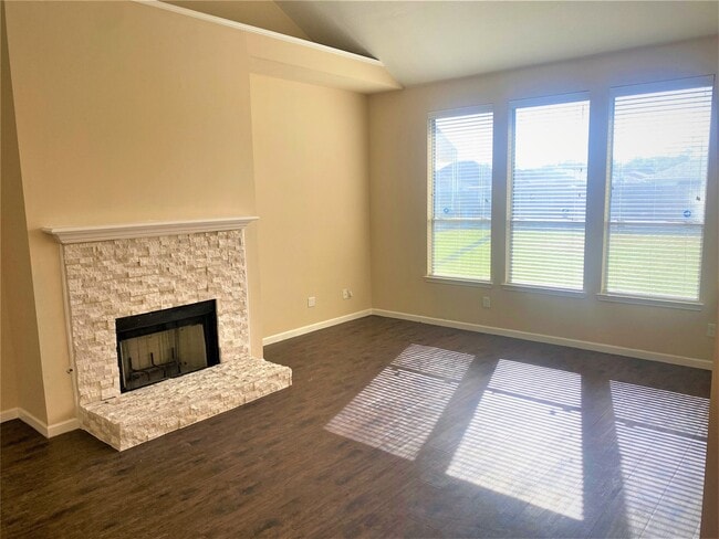 Building Photo - 4730 Hardwood Glen Dr