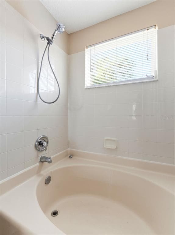 Building Photo - 15123 Deer Meadow Dr