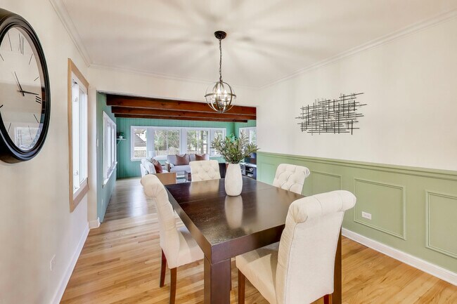 Building Photo - 403 Dalton Ave