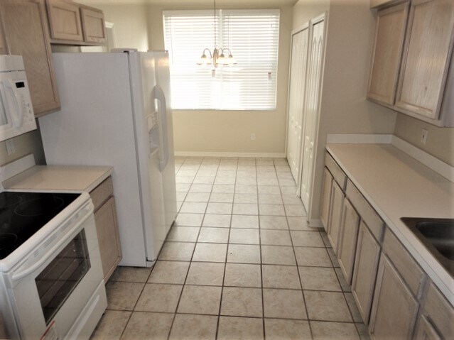 Building Photo - 9309 Hunters Park Way