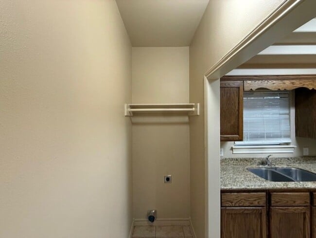 Building Photo - 201 Abigail Dominguez Ct