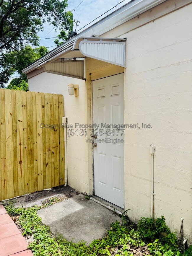 Building Photo - 104 Emerald Ln