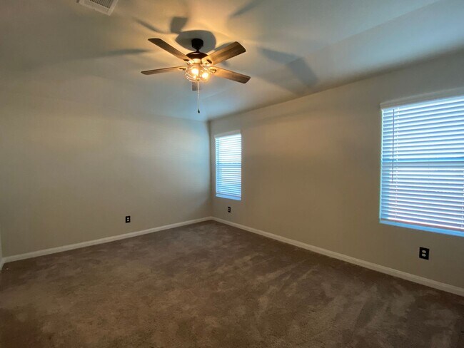 Building Photo - Voss Farms / Fridge Included / Separate Di...