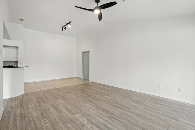 Building Photo - 8255 Ibis Club Dr