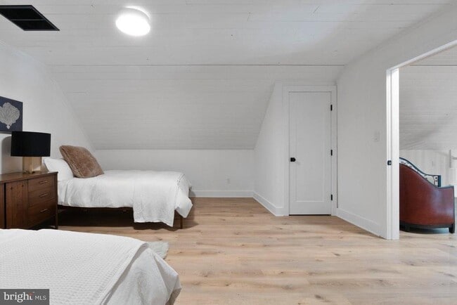 Building Photo - 851 Bacon Hall Rd