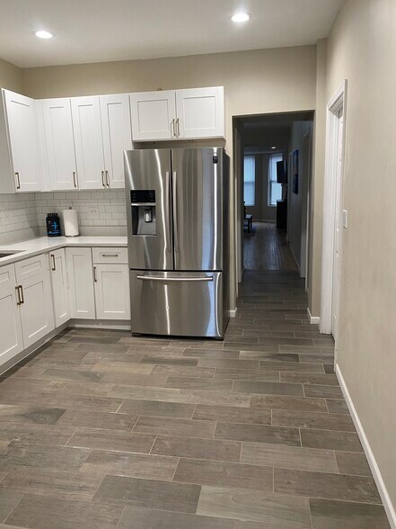 Building Photo - 3128 W 38th Pl