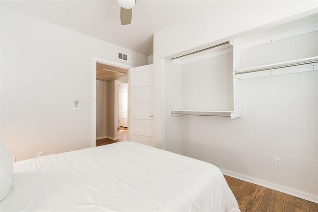 Building Photo - 201 NW 23rd St