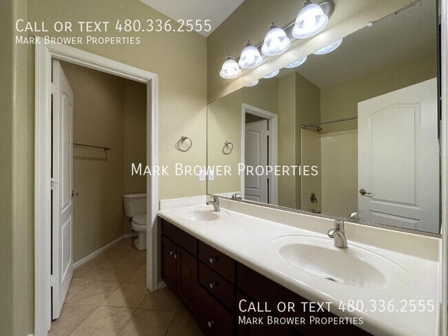 Building Photo - 3750 S Ashley Pl