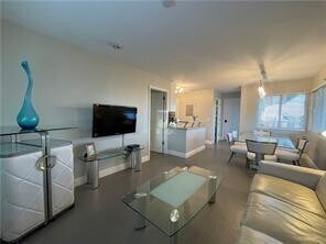 Building Photo - 4564 El Mar Dr