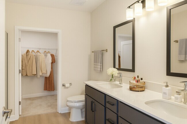 Building Photo - 250 McHenry Rd