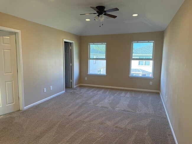 Building Photo - 17134 Wilthorne Gardens Ct