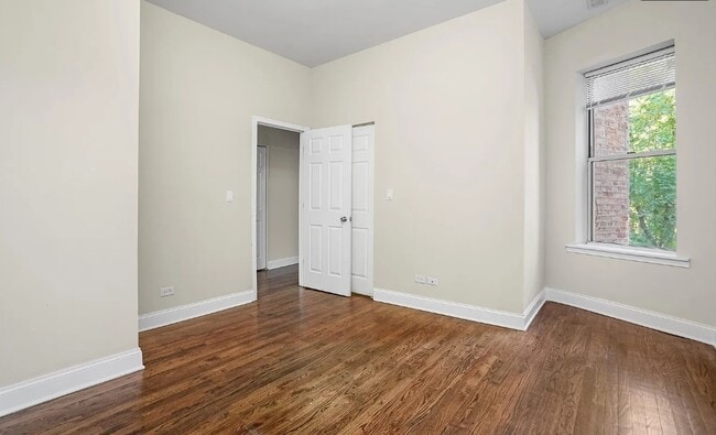 Building Photo - 4542 S Indiana Ave