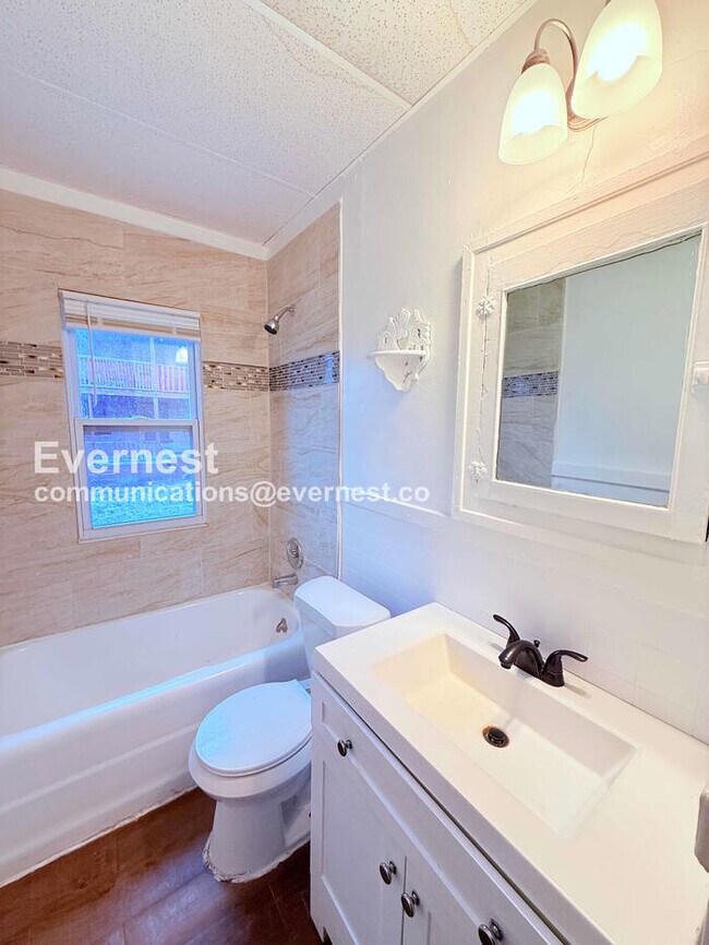 Building Photo - 12019 Stoepel St