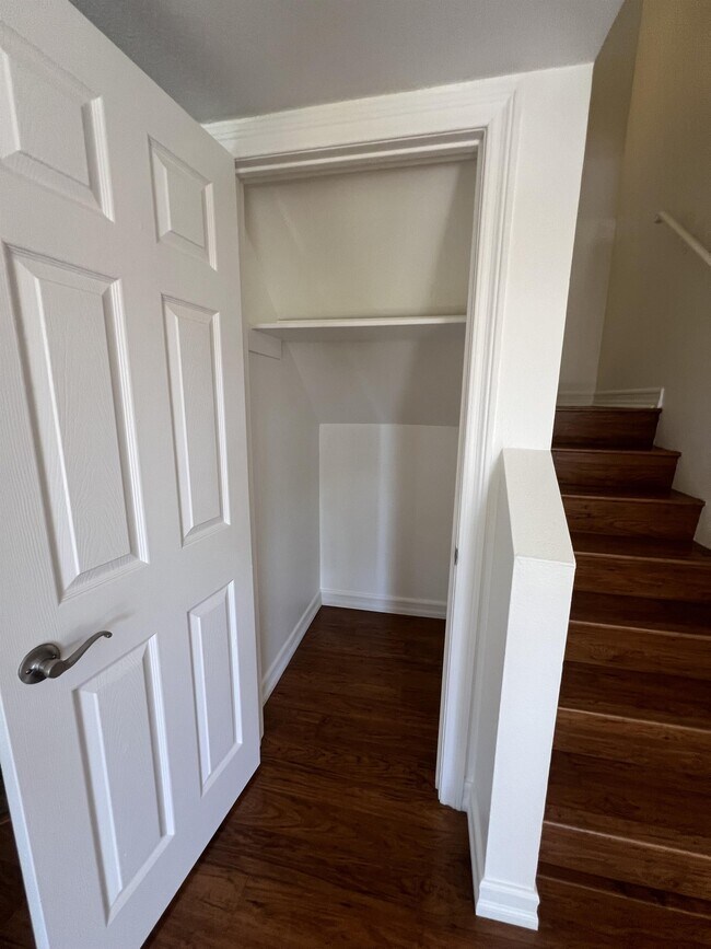 Building Photo - 15373 Maturin Dr