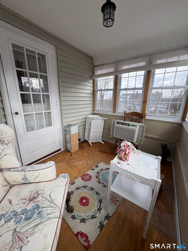 Building Photo - 211 S Whittlesey Ave