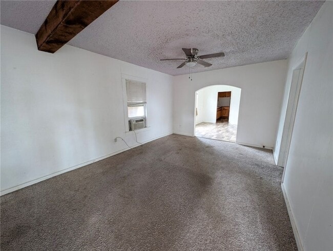 Building Photo - 1114 11th St