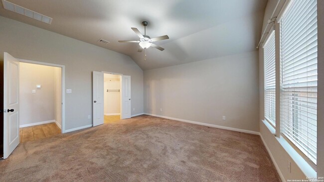 Building Photo - 5911 Akin Glen