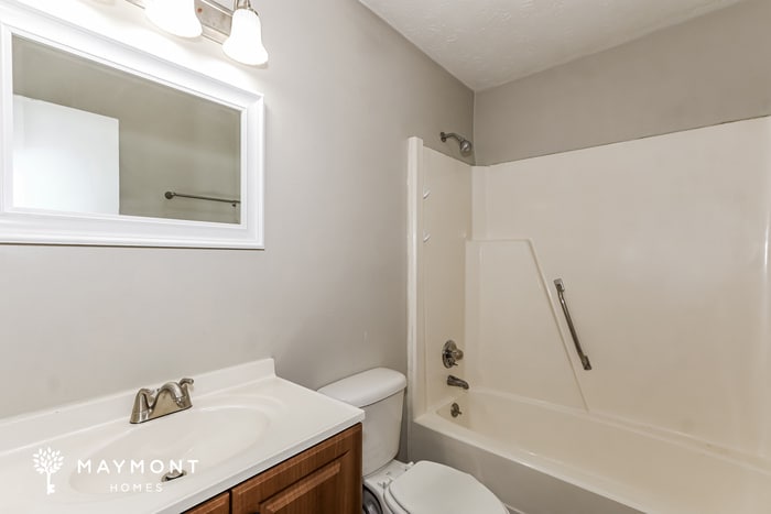 Building Photo - 107 Bridge Creek Dr