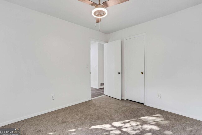 Building Photo - 6308 E Windsor Ln