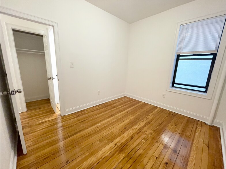 Building Photo - 3086 29th St