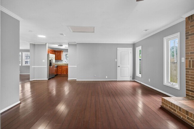 Building Photo - 3544 Good Hope Rd