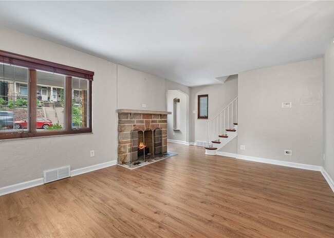 Building Photo - 3729 Baytree St