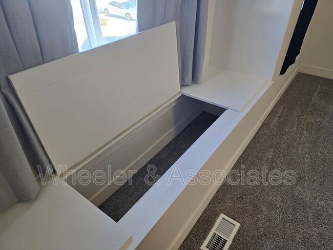 Building Photo - 2085 W 1715 S