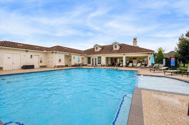 Building Photo - 13209 Dartmoor Terrace Dr