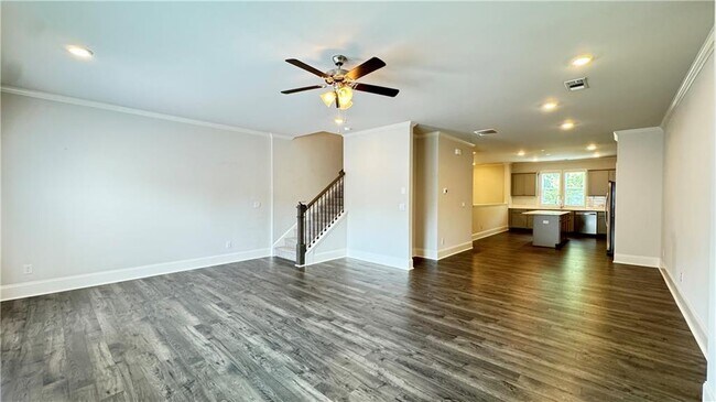 Building Photo - 285 Vista Ln