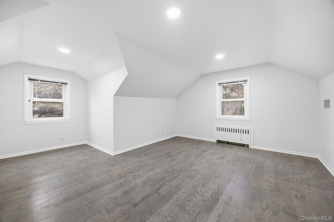 Building Photo - 291 Boulevard