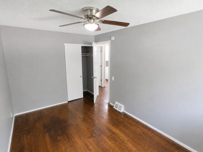 Building Photo - 10220 Doane Dr
