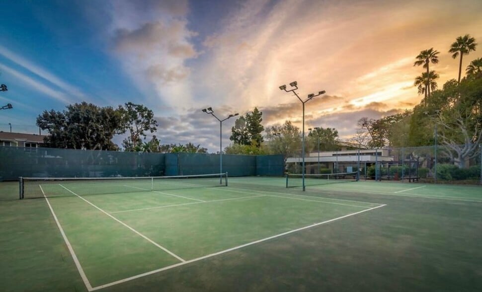 Building Photo - 6416 Friars Rd