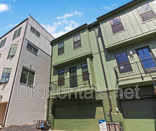 Building Photo - 964 N Circle Dr NW