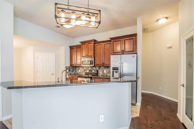 Building Photo - 9009 Sommerland Wy