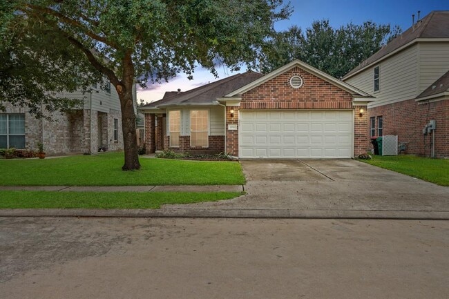 Primary Photo - 15511 Fir Woods Ln
