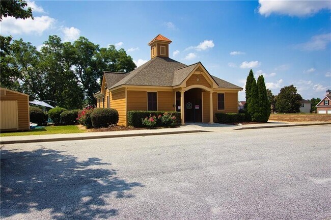 Building Photo - 793 Kaitlyn Dr