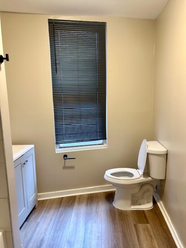 Building Photo - 2207 Callow Ave