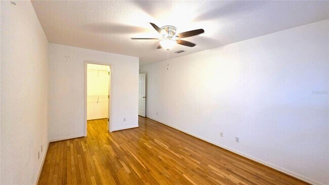 Building Photo - 381 1st Ave SW