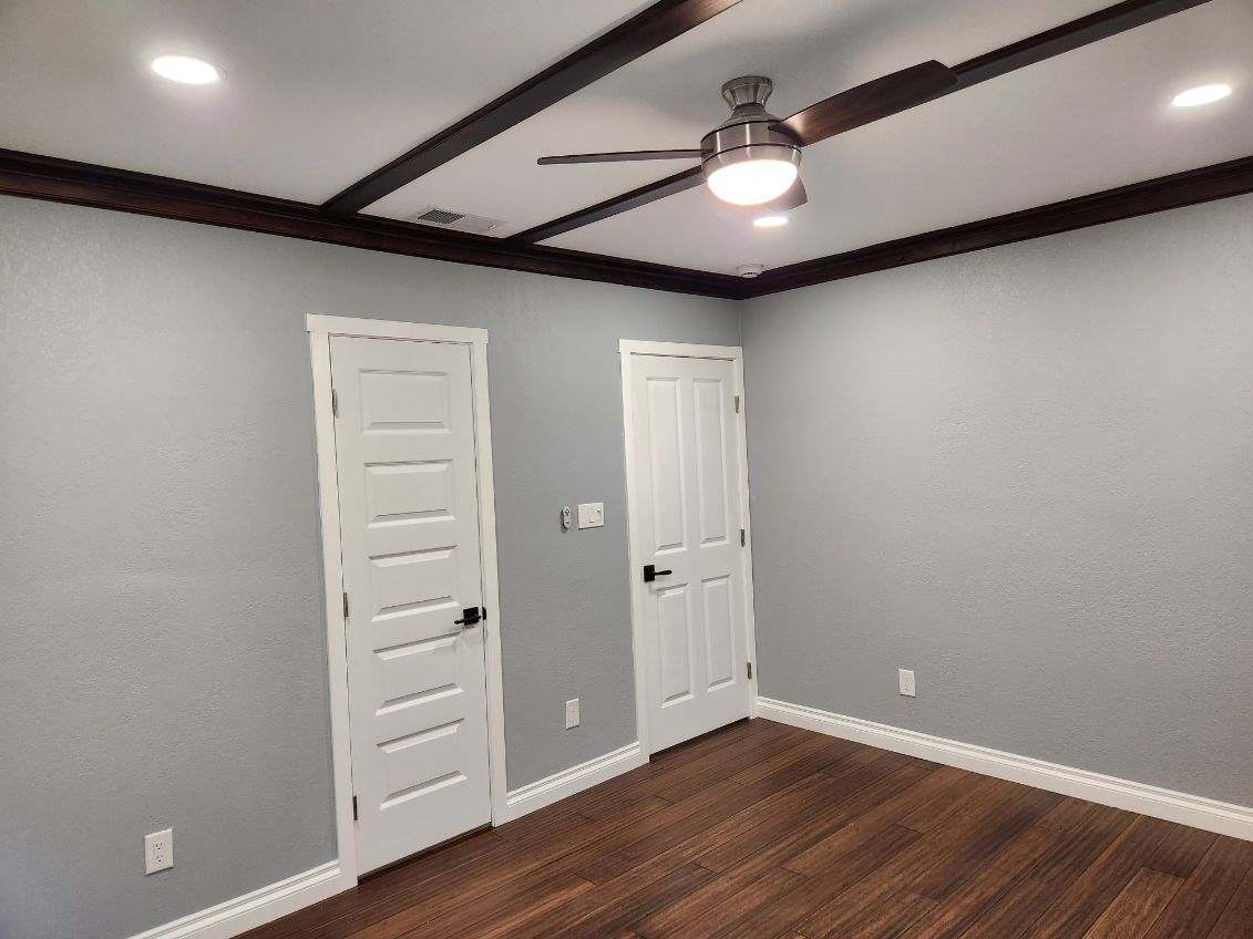 Building Photo - 703 42nd St