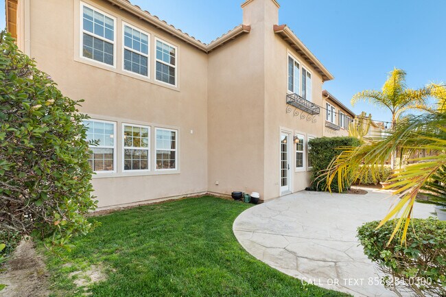 Building Photo - 1177 Parkview Dr