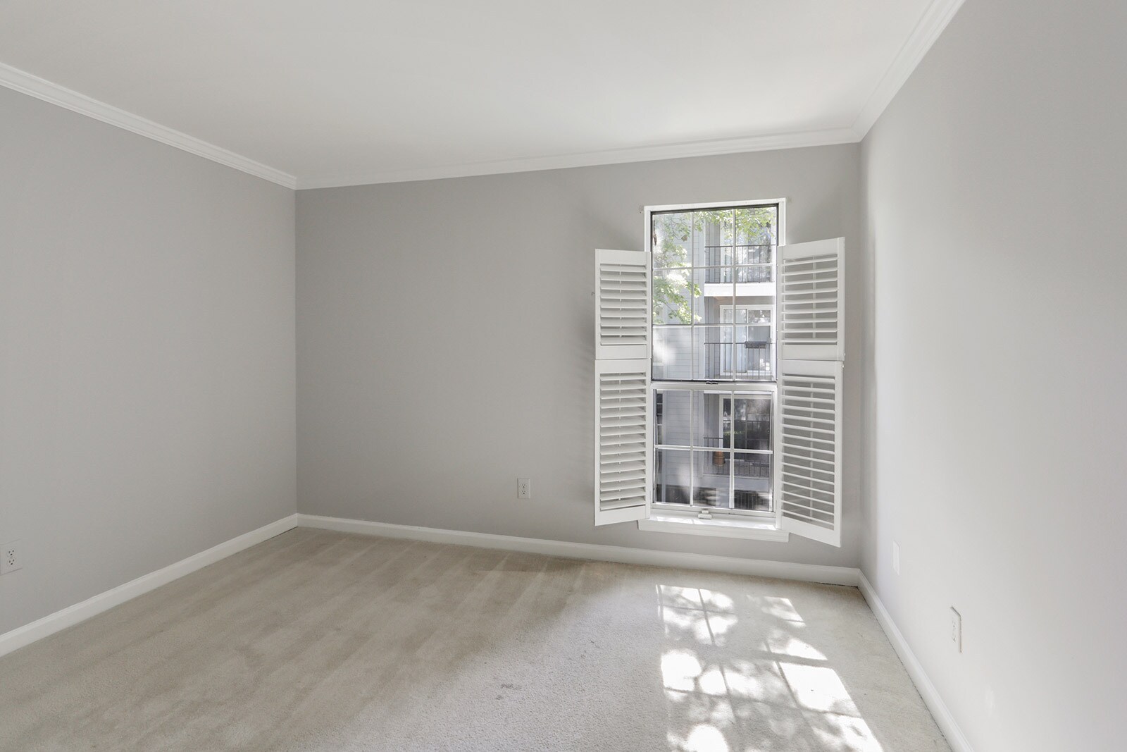Building Photo - 625 Granville Ct