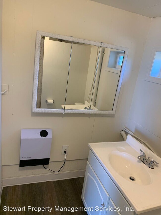 Building Photo - 1 br, 1 bath House - 14909 Clover Creek Road