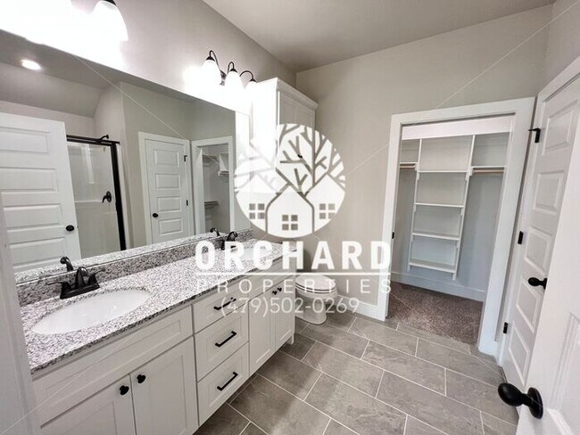 Building Photo - Single-Family Home- Beautiful 4 Bedroom Alderwood Plan