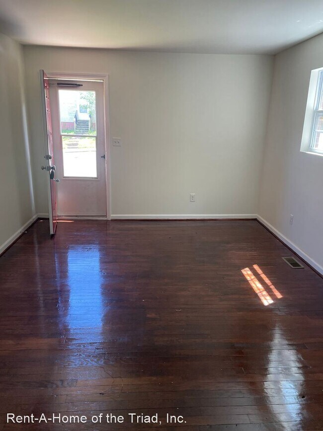 Building Photo - 3 br, 1 bath House - 1405 Bethlehem Lane