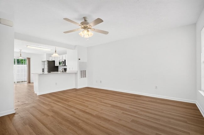 Building Photo - 2961 S Rutherford Blvd